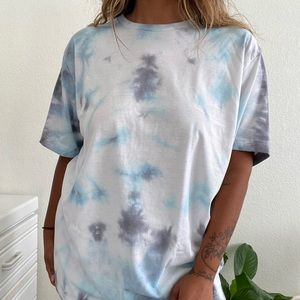 Over sized tie dye shirt
